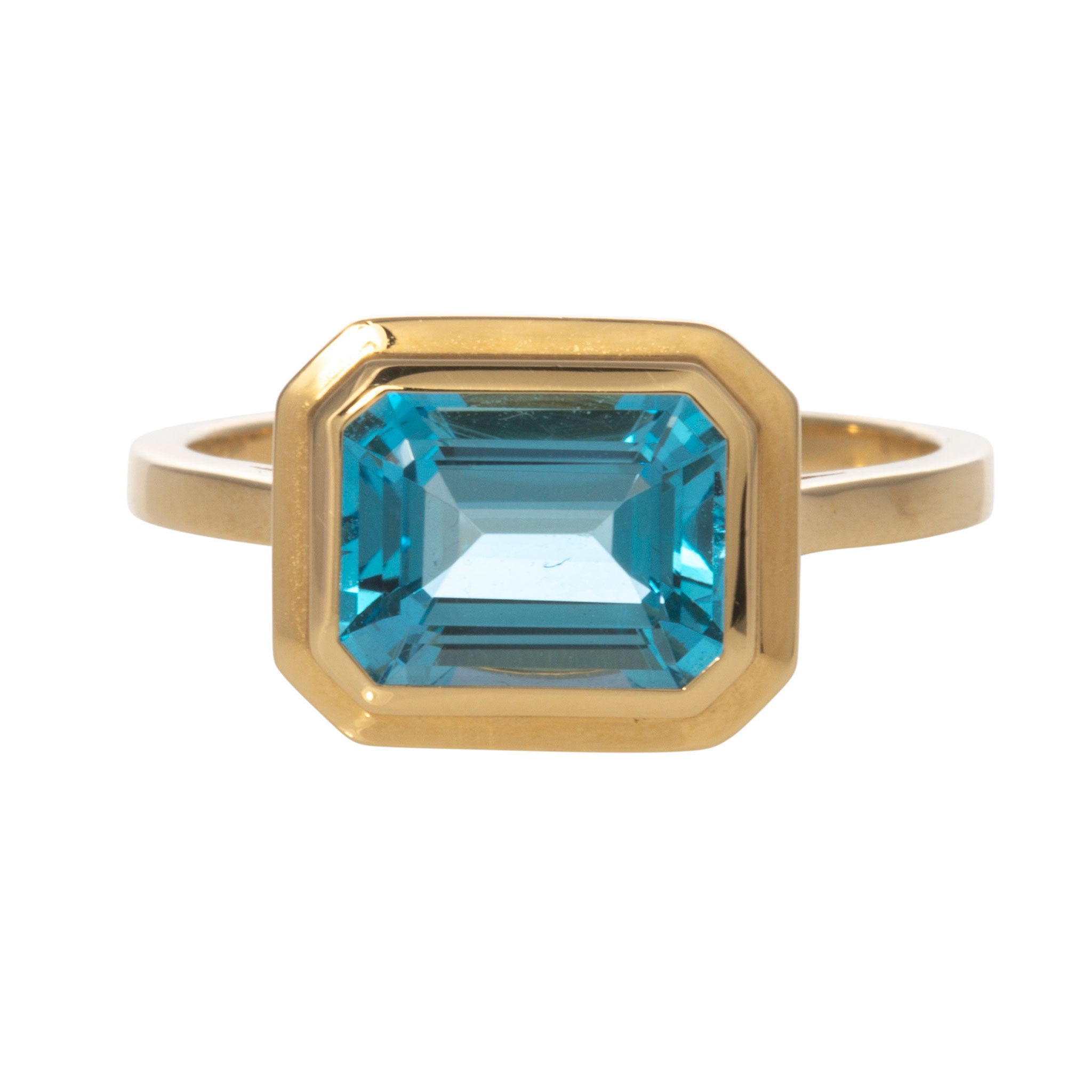 Goshwara Emerald-Cut Blue Topaz Bezel Set 18K Gold Ring