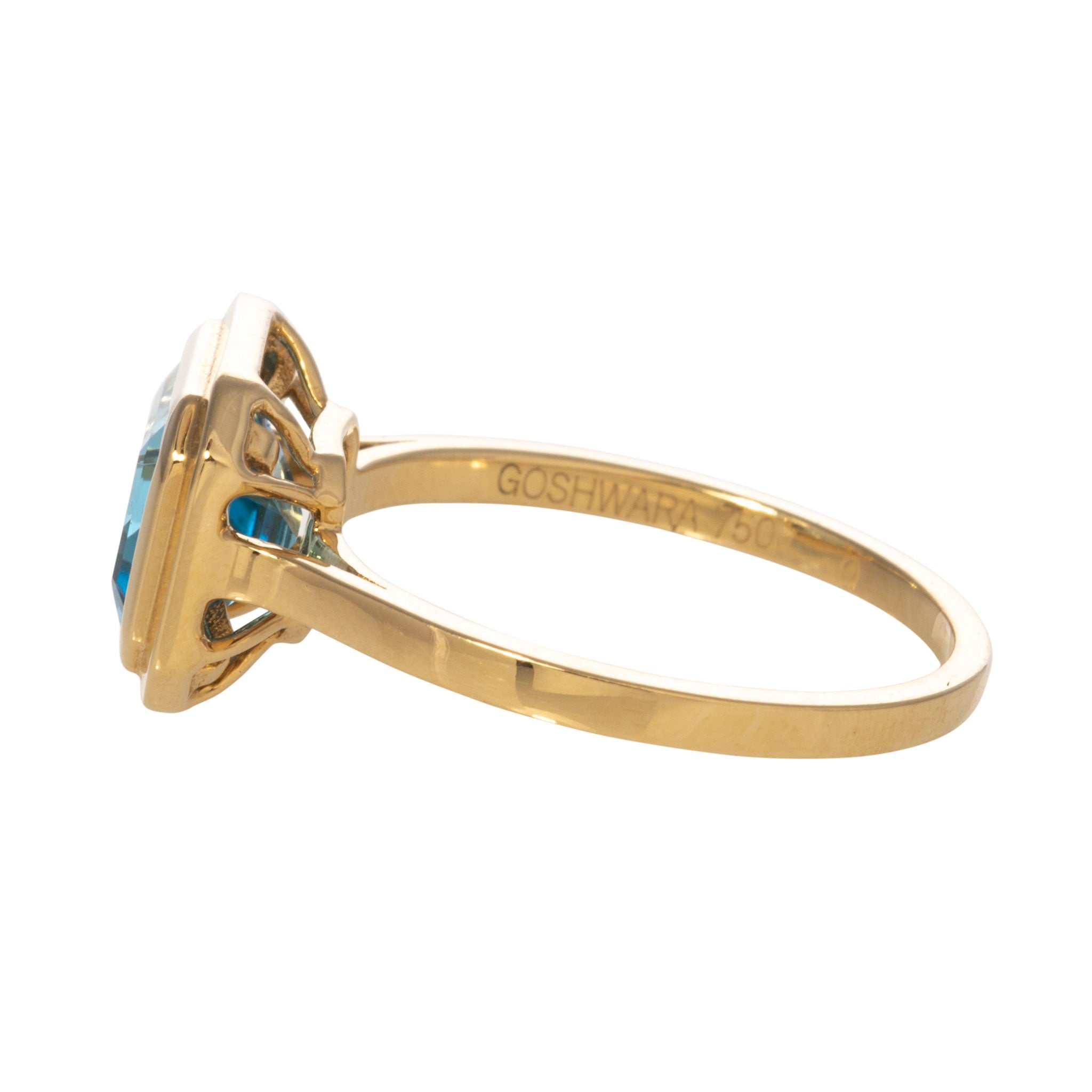 Goshwara Emerald-Cut Blue Topaz Bezel Set 18K Gold Ring