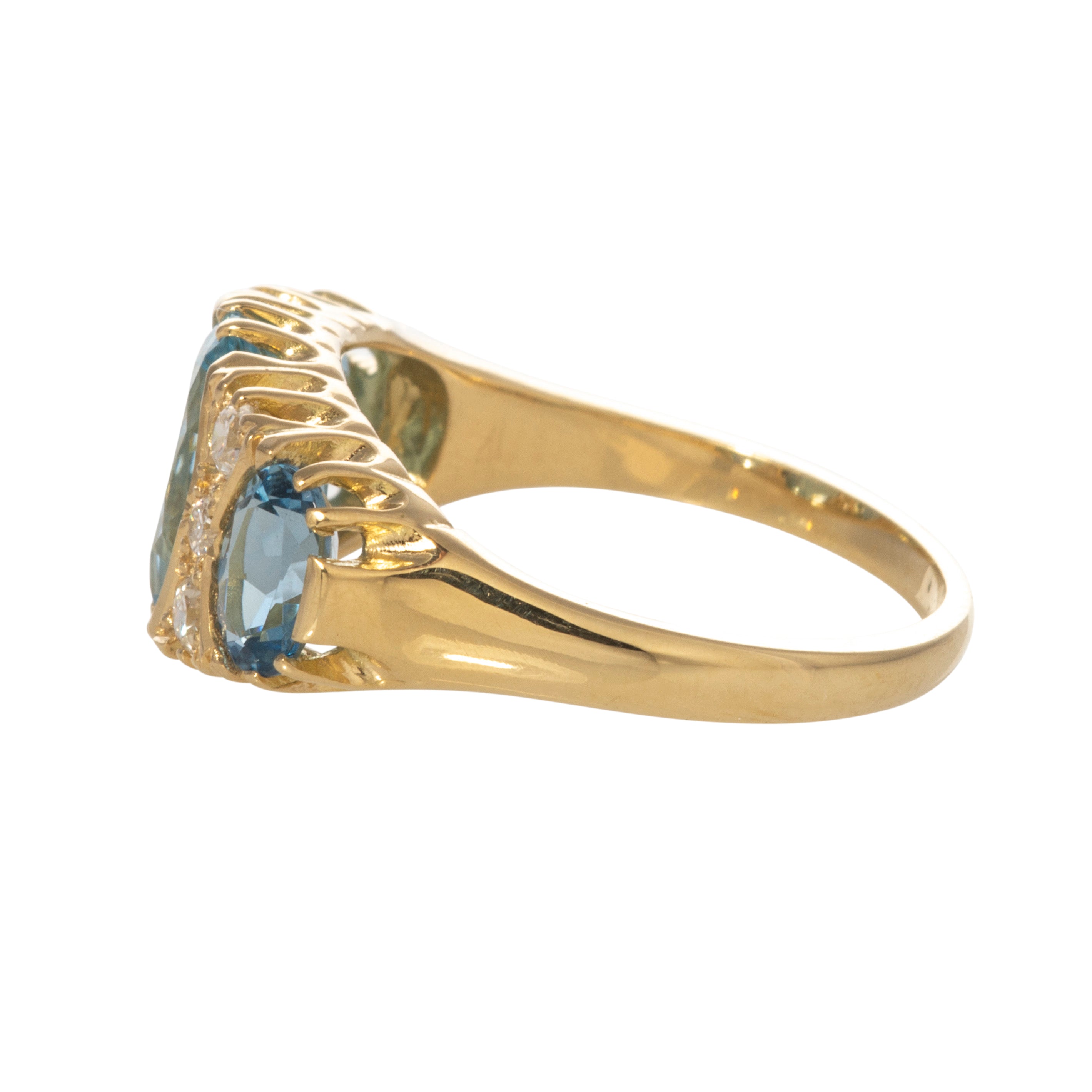 Victorian Style 2.27ct Aquamarine & Diamond 18K Gold Ring