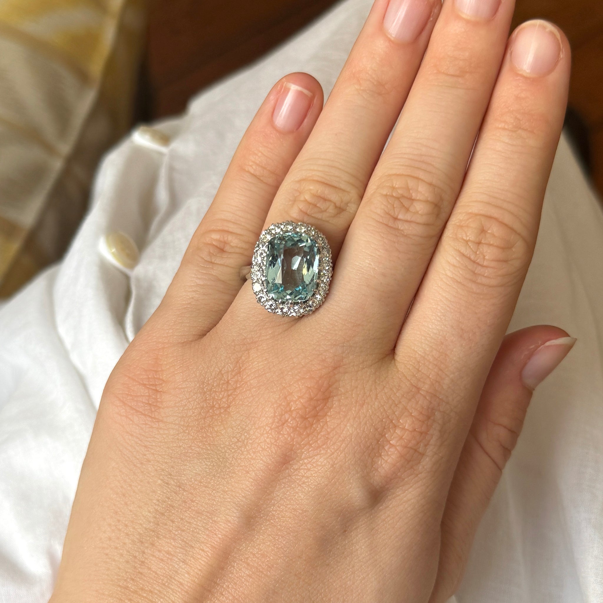 Vintage 6.75ctw Aquamarine & 1ctw Diamond Cluster 18K Gold Ring