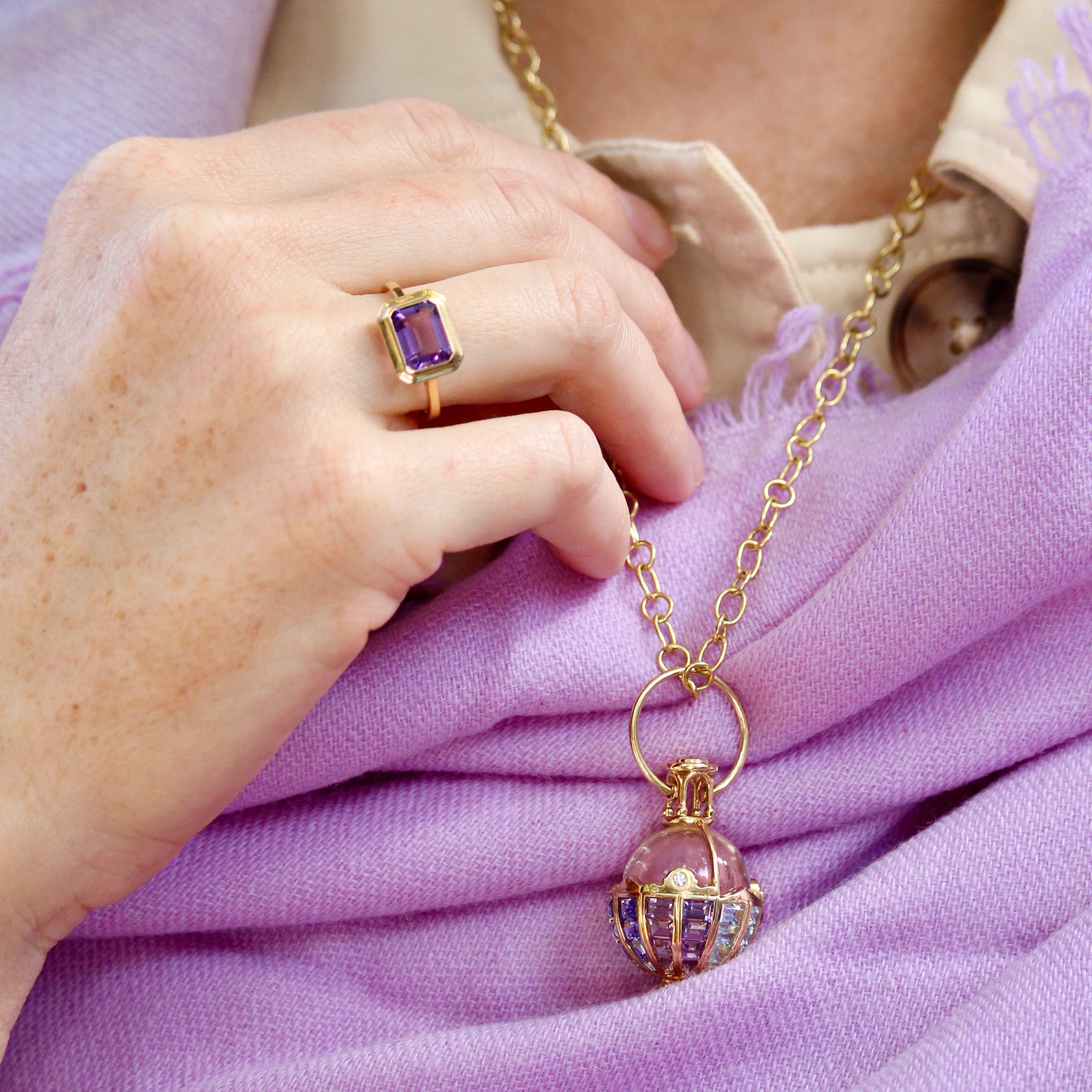 Goshwara Emerald-Cut Amethyst Bezel Set 14K Gold Ring