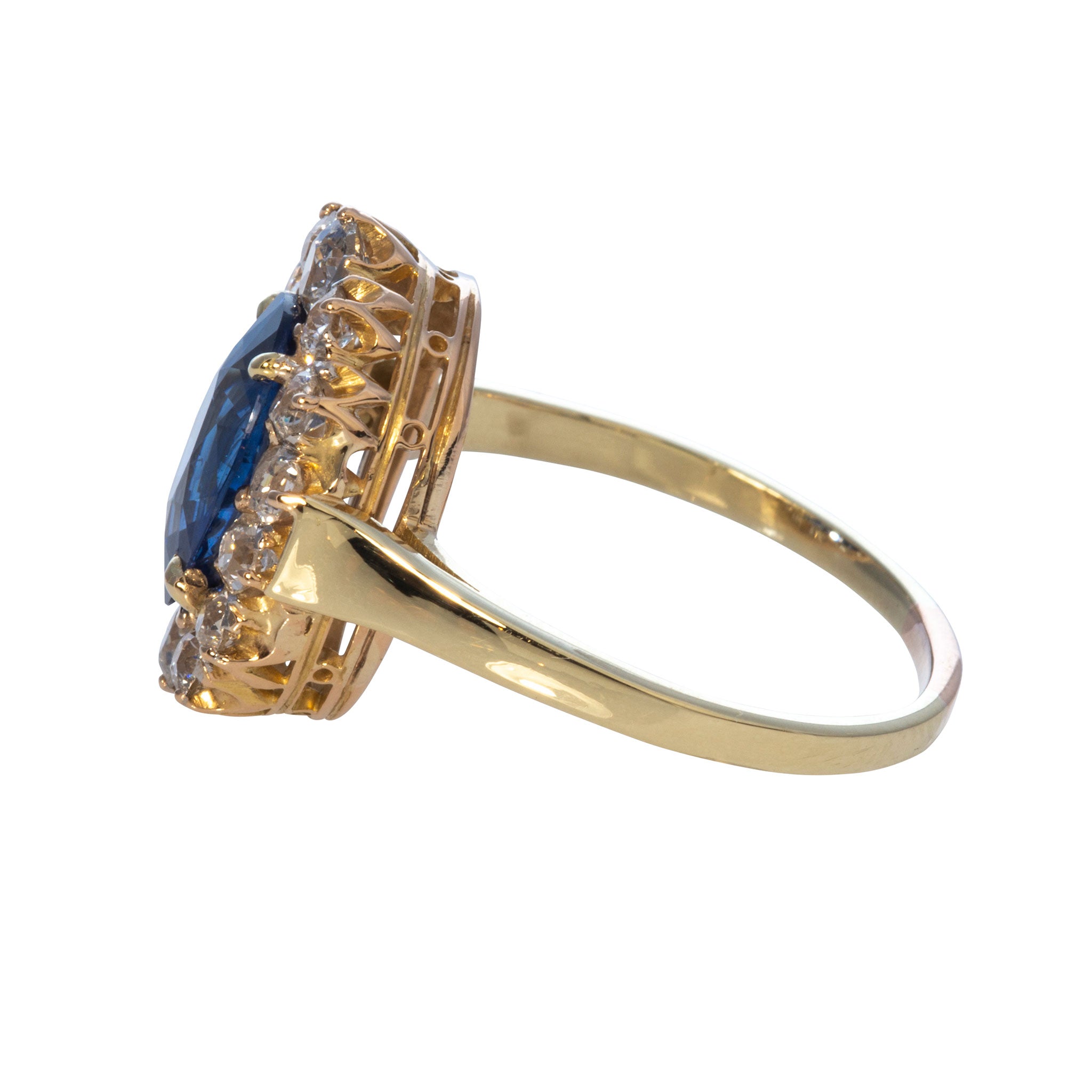 Estate 2.61ct Oval Sapphire & Diamond Cluster 14K Gold Ring