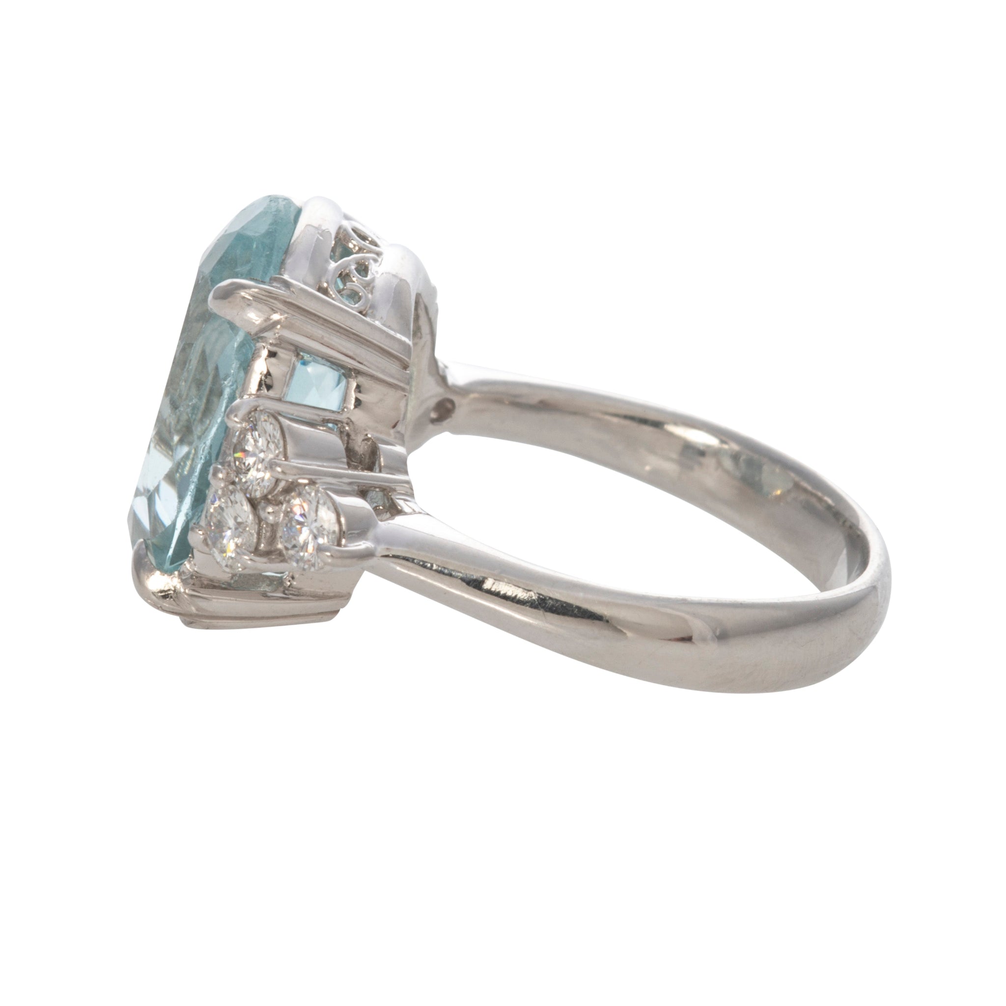 Vintage 6.23ct Aquamarine & .48ct Diamond Platinum Ring