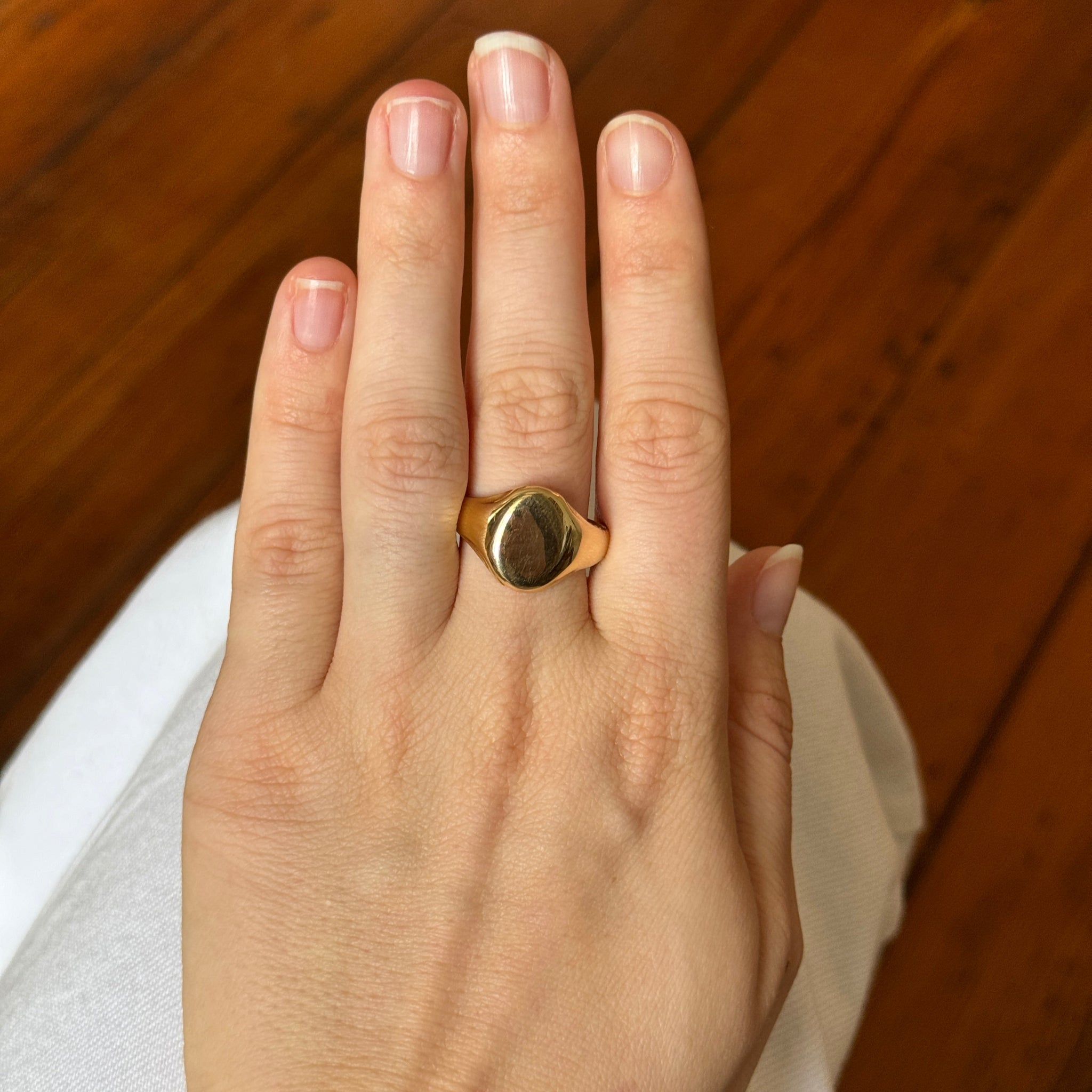 Estate 18K Yellow Gold Signet Ring