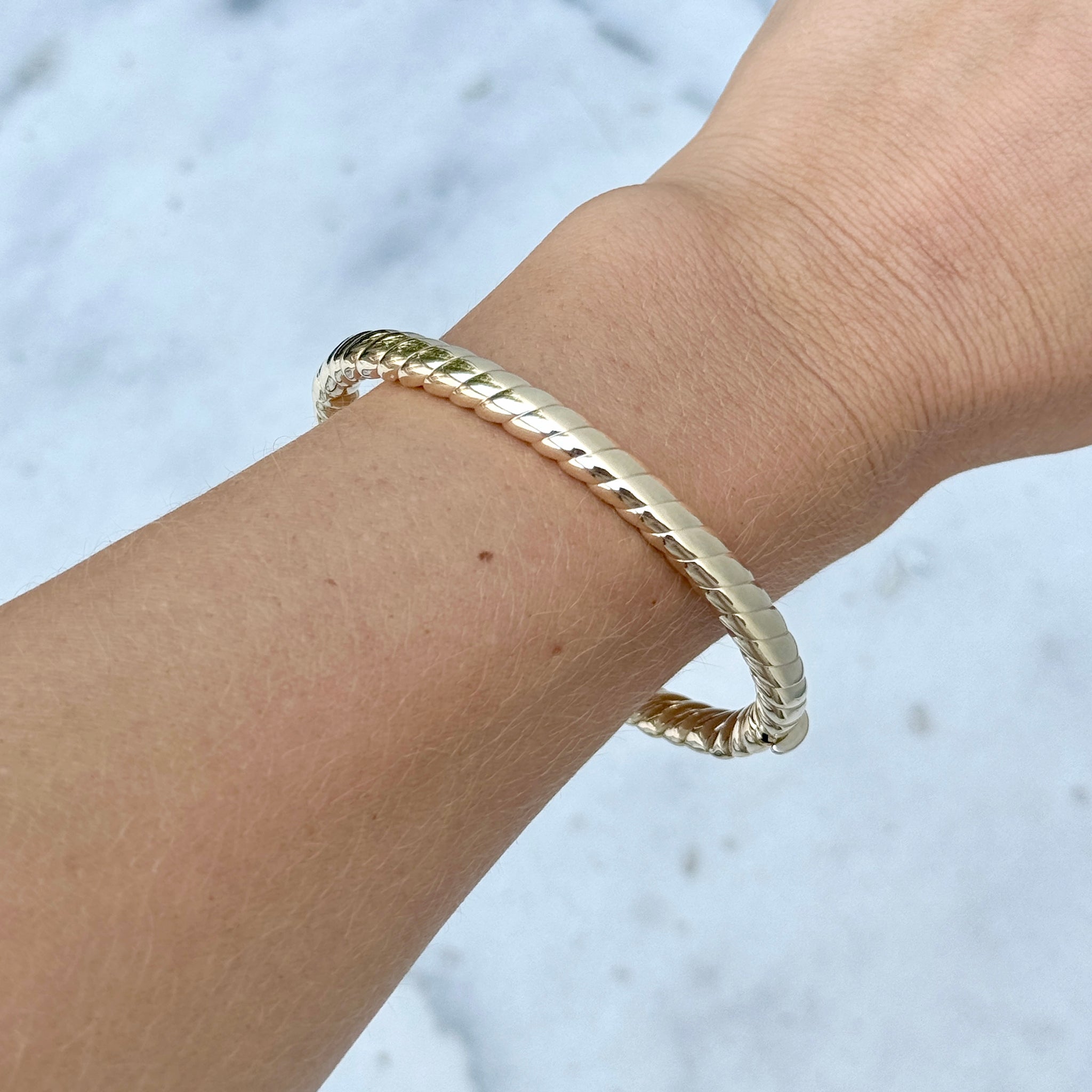 14K Yellow Gold Italian Rope 6mm Bangle