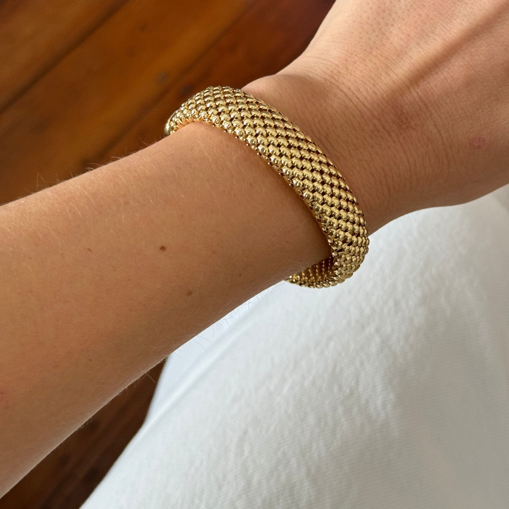 Mesh 18K Yellow Gold Stretch Bracelet