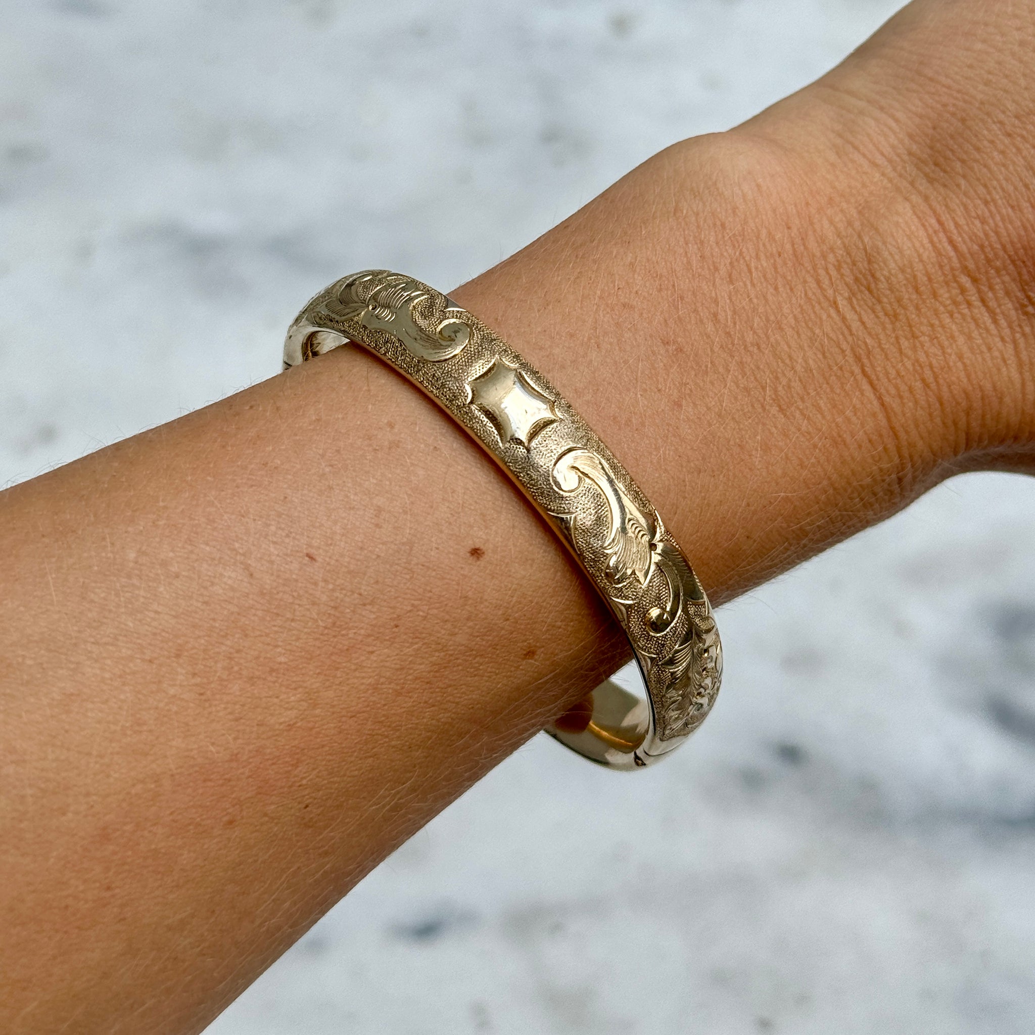 Vintage Engraved Scroll Pattern Gold-Filled Bangle