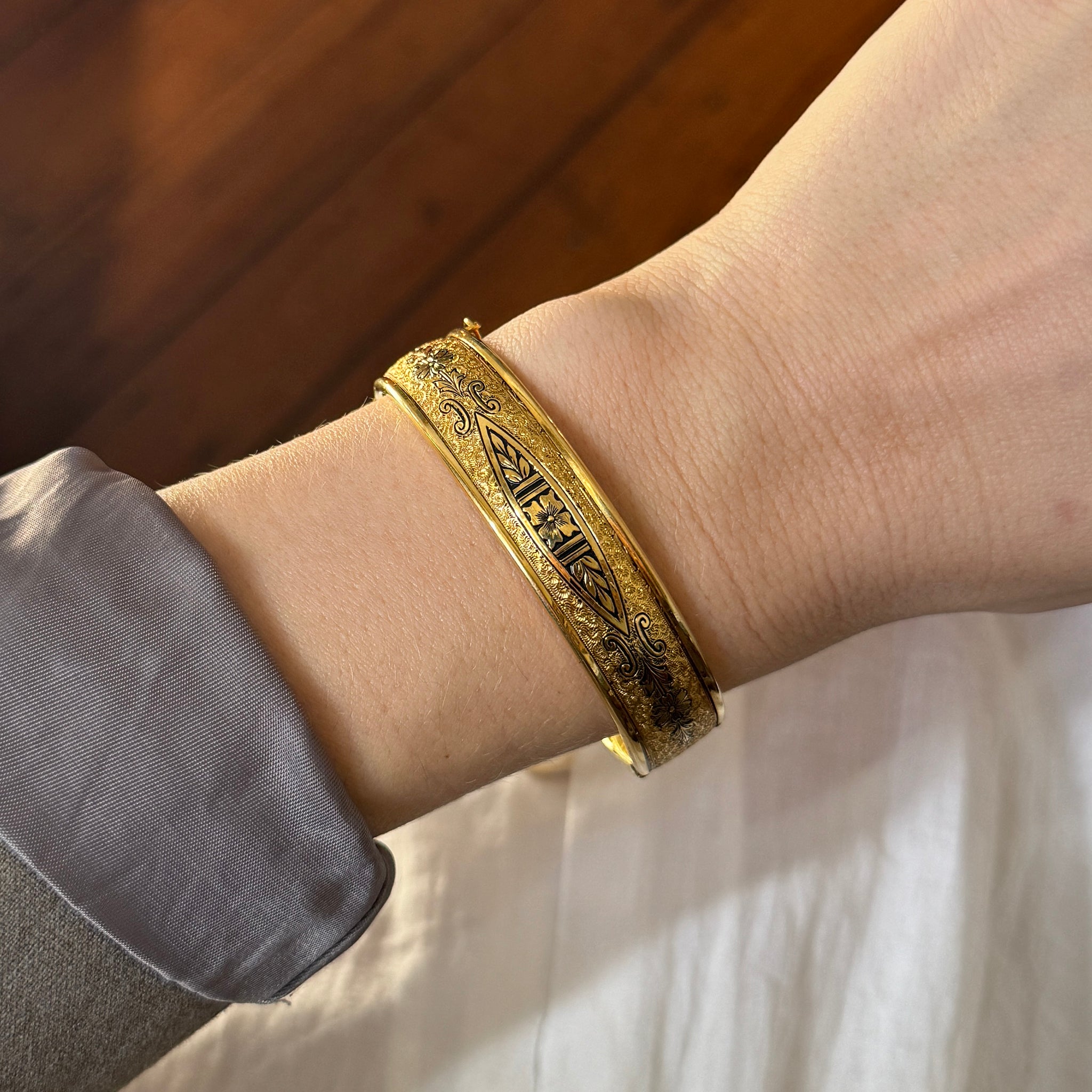 Victorian Taille d’Epargné Gold-Filled Bangle