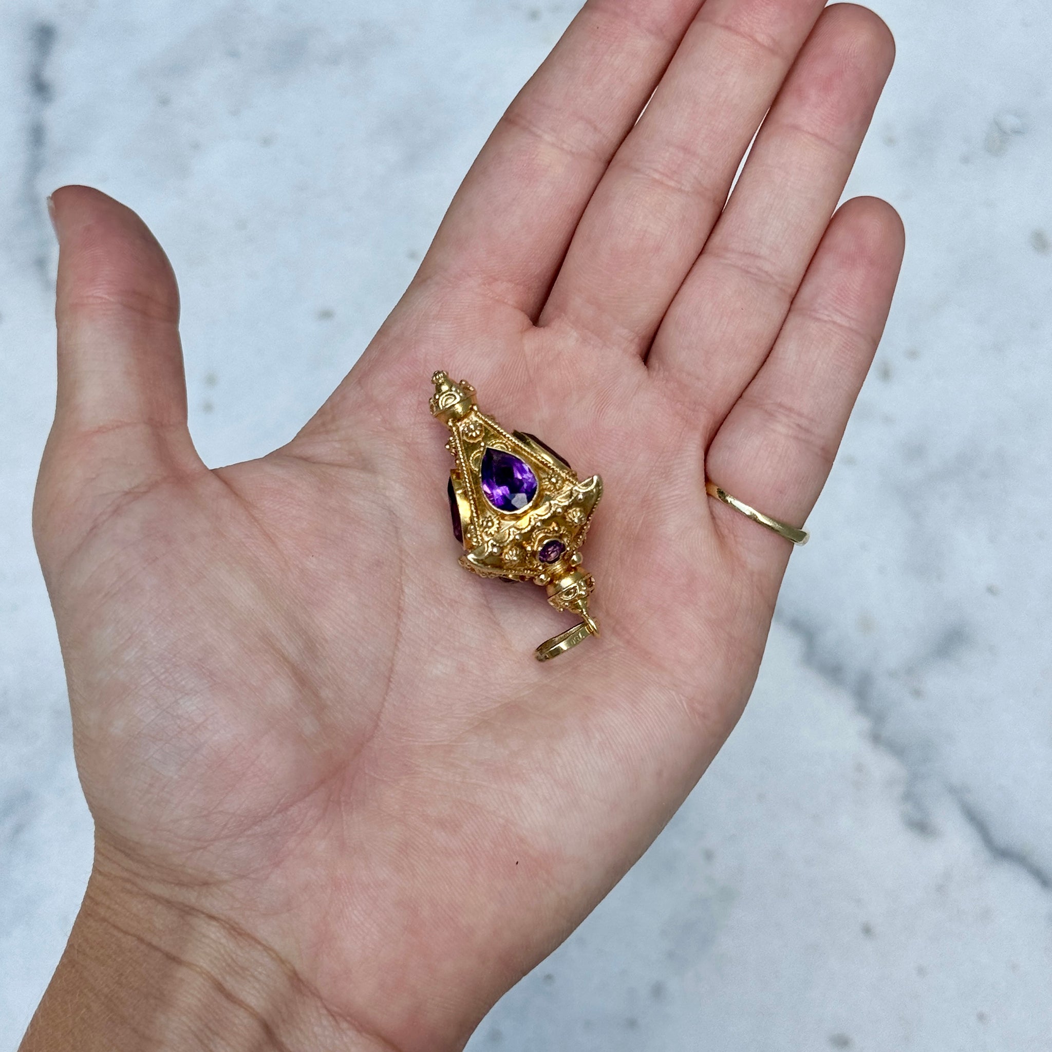 Vintage Etruscan Revival Amethyst 18K Gold Lantern Charm