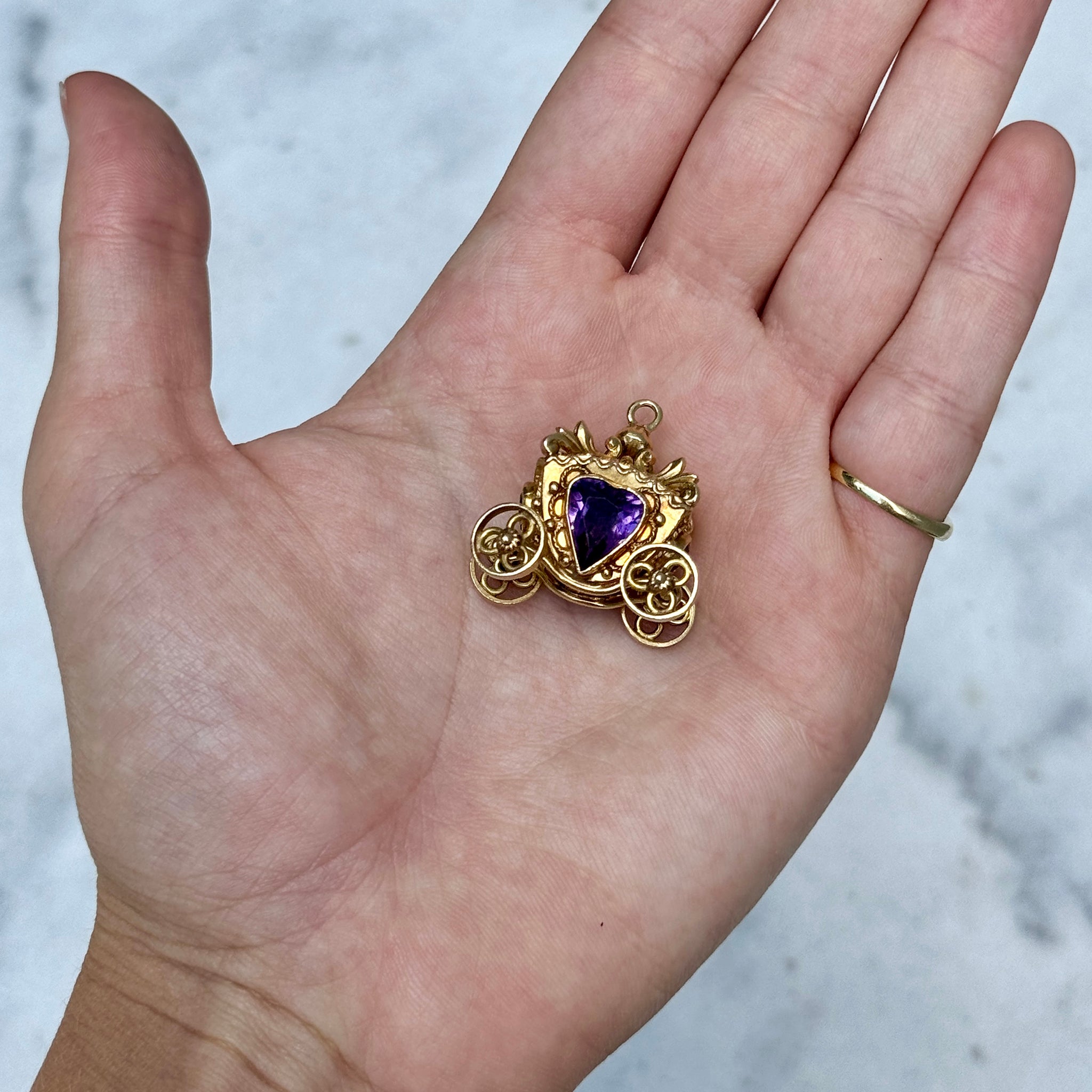 Vintage Etruscan Revival Amethyst 18K Gold Carriage Charm