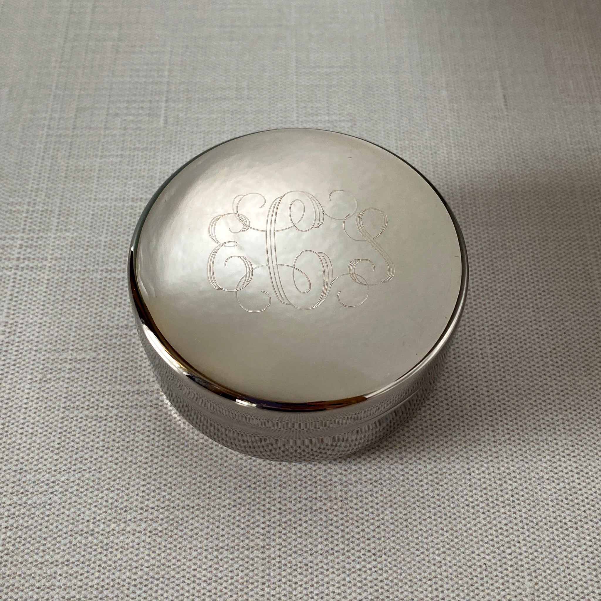 Small Round Keepsake Box with machine engraved interlocking script monogram